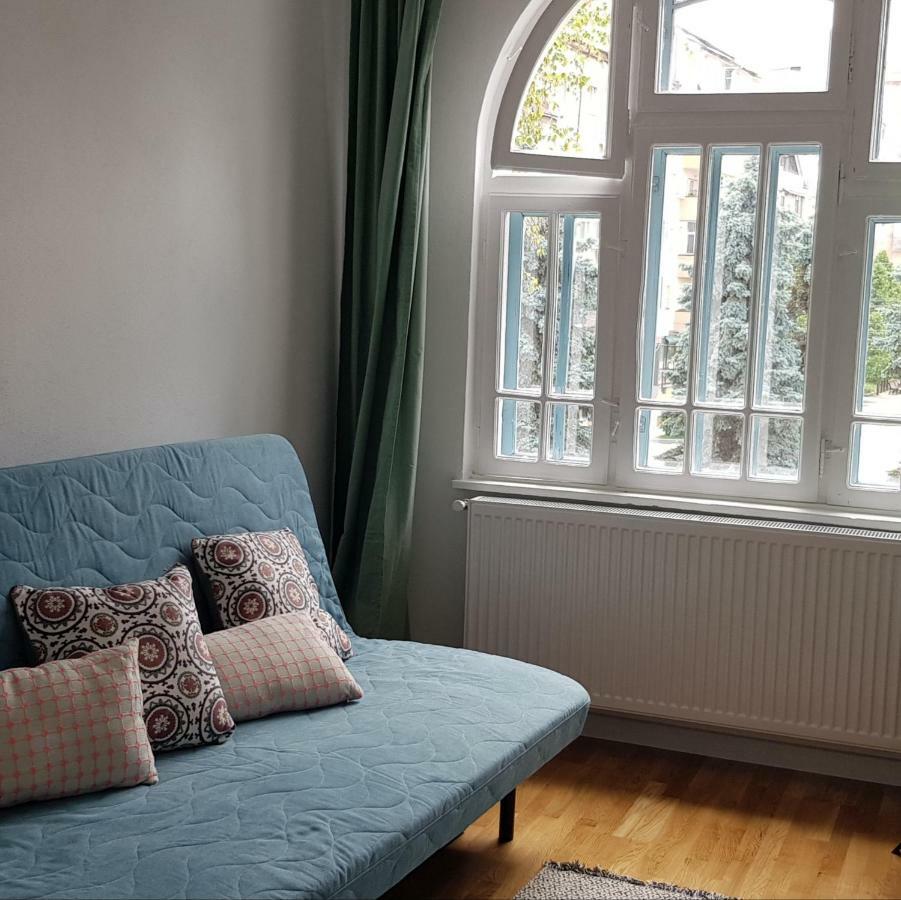 Old Town Apartament Apartment Targoviste Exterior photo